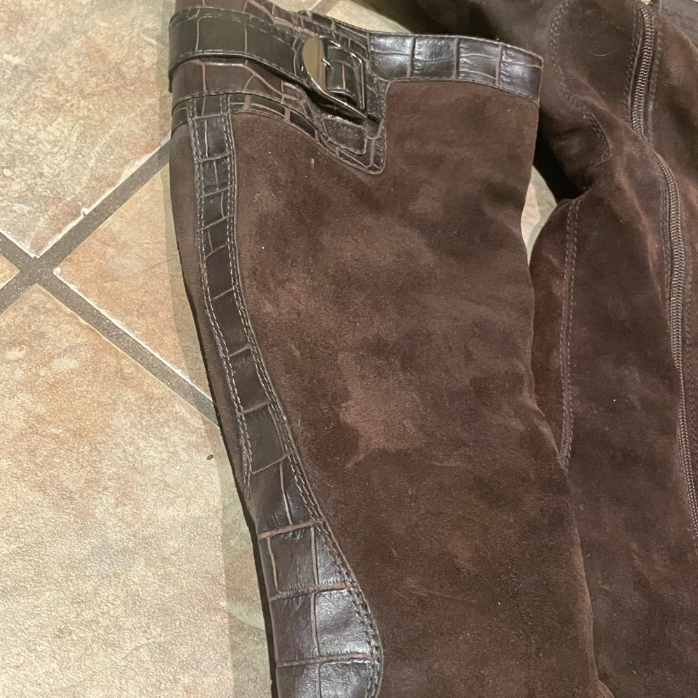 Brown winter boots - Picture 2 of 5